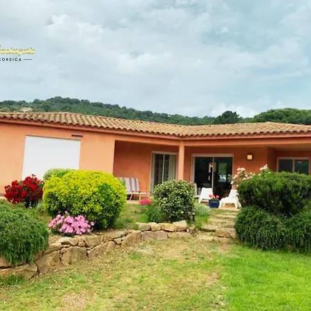 Feriehus Grivolas 6 Pers Piscine Privee A 3 Min De La De Santa Giulia Porto-Vecchio (Corsica)