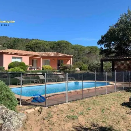 Grivolas 6 Pers Piscine Privee A 3 Min De La De Santa Giulia Feriehus *